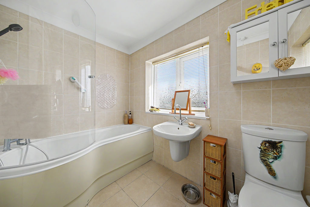 Compass Crescent Old Whittington